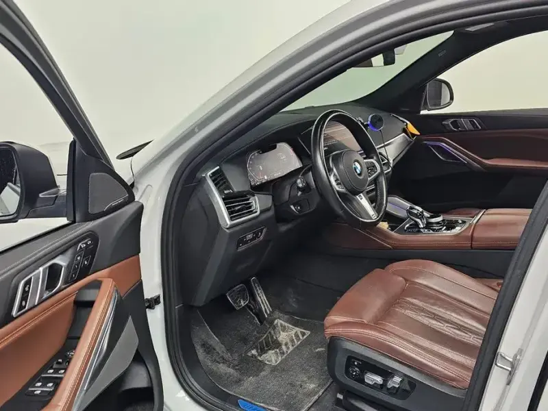 2023 BMW X6 с пробегом 56 594 км