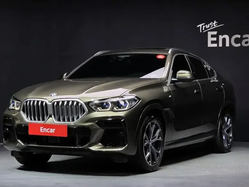 2022 BMW X6 с пробегом 67 701 км