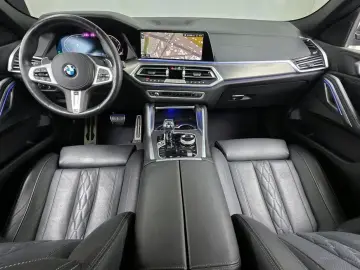2022 BMW X6 с пробегом 67 701 км