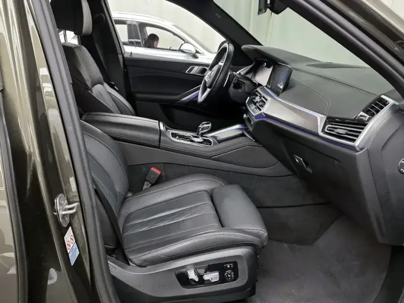 2022 BMW X6 с пробегом 67 701 км