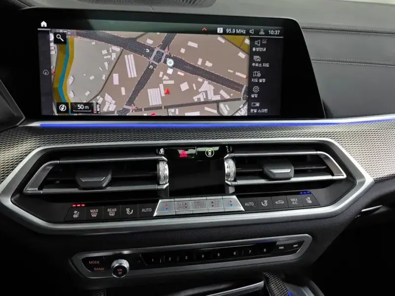 2022 BMW X6 с пробегом 67 701 км