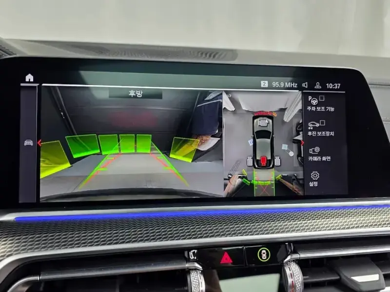 2022 BMW X6 с пробегом 67 701 км