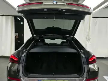 2022 BMW X6 с пробегом 67 701 км