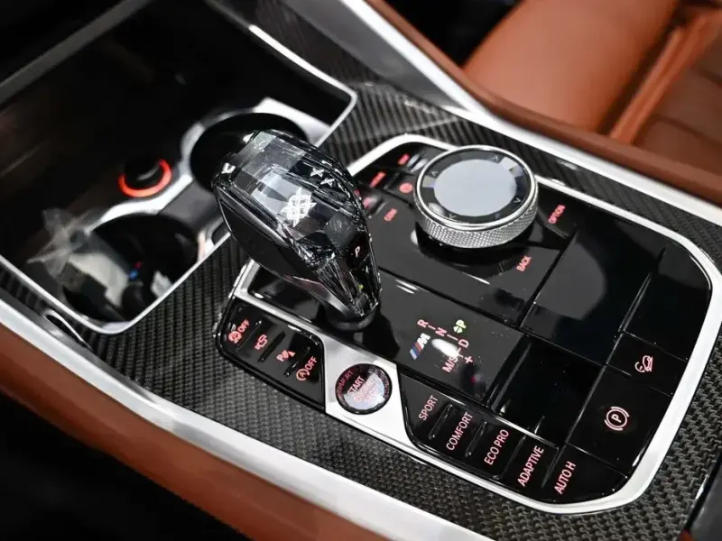 2021 BMW X6 с пробегом 28 446 км