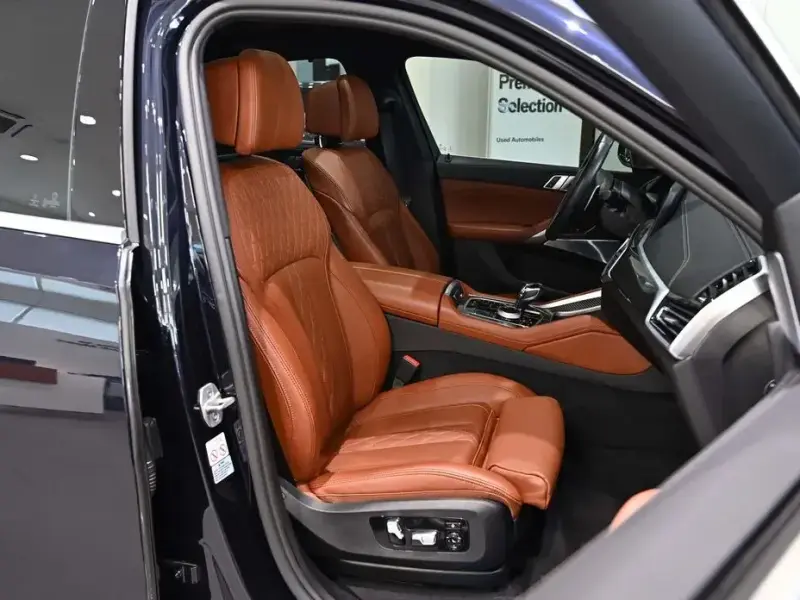 2021 BMW X6 с пробегом 28 446 км