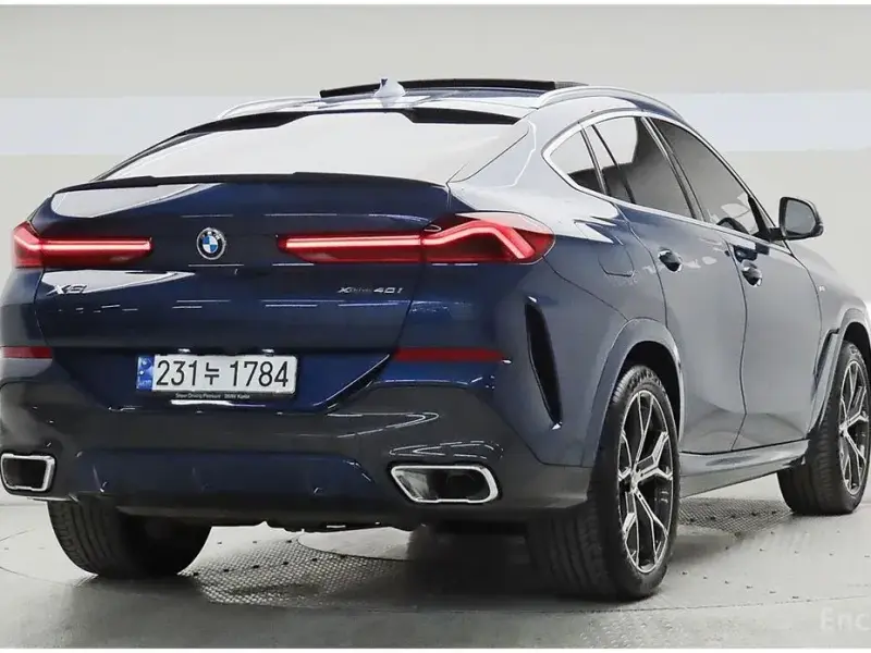 2023 BMW X6 с пробегом 13 671 км