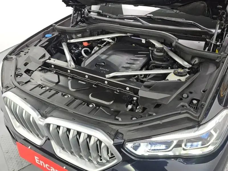 2021 BMW X6 с пробегом 59 782 км