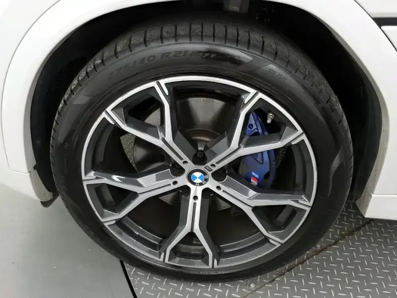 2023 BMW X6 с пробегом 29 187 км