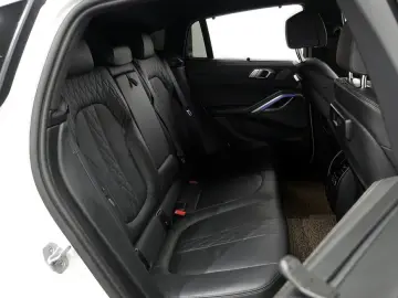 2023 BMW X6 с пробегом 29 187 км