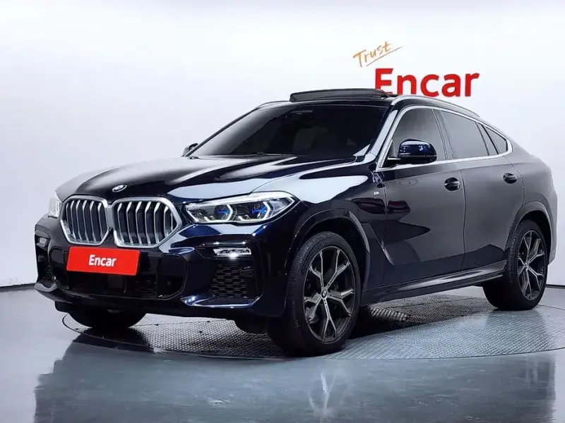 2021 BMW X6 с пробегом 77 811 км