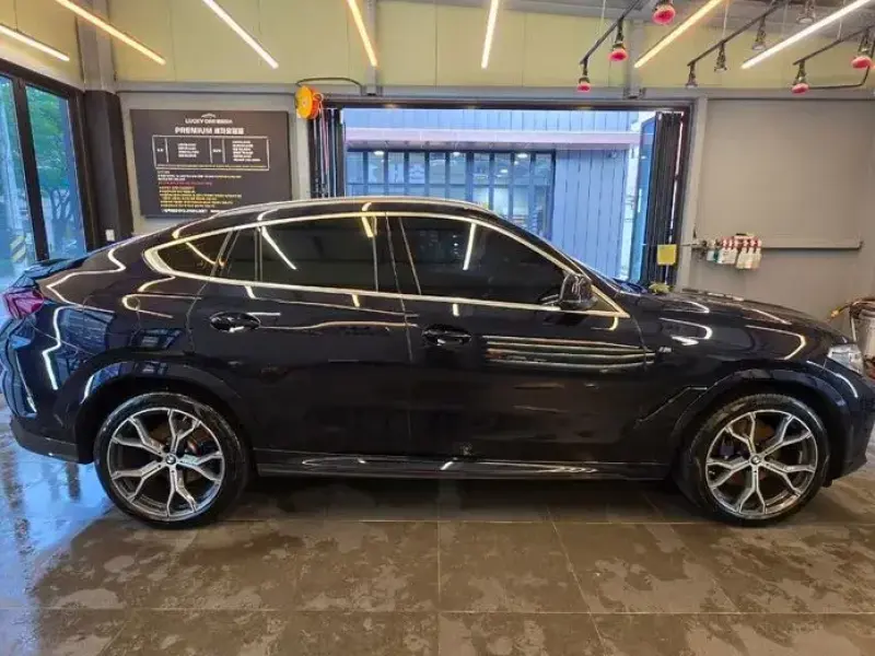 2023 BMW X6 с пробегом 56 500 км