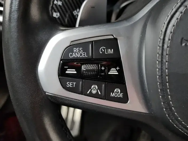 2021 BMW X6 с пробегом 77 811 км