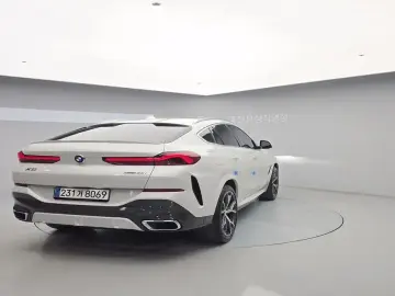 2021 BMW X6 с пробегом 83 329 км