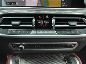 2021 BMW X6 с пробегом 83 329 км