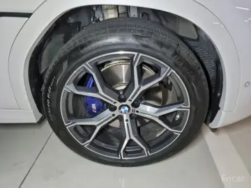 2023 BMW X6 с пробегом 37 615 км