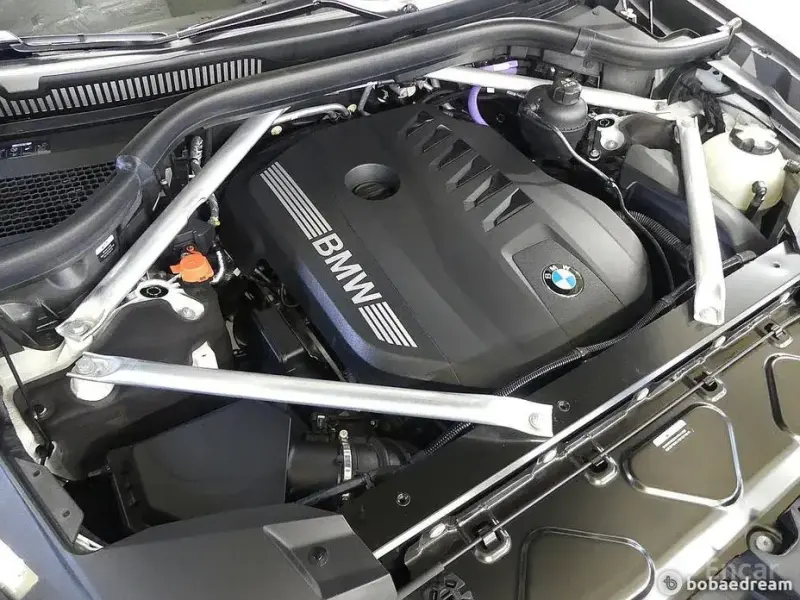 2023 BMW X7 с пробегом 15 000 км