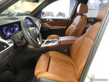 2023 BMW X7 с пробегом 15 000 км
