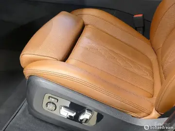2023 BMW X7 с пробегом 15 000 км