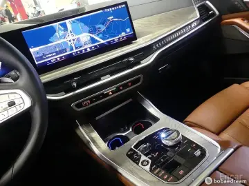 2023 BMW X7 с пробегом 15 000 км