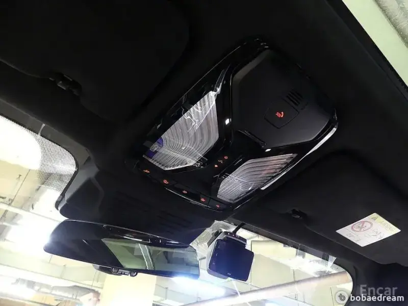 2023 BMW X7 с пробегом 15 000 км