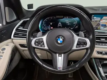 2021 BMW X7 с пробегом 30 584 км