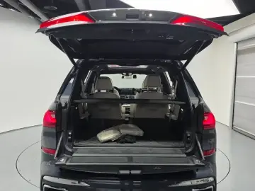 2021 BMW X7 с пробегом 30 584 км