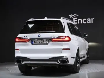 2022 BMW X7 с пробегом 76 069 км