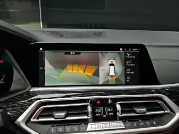 2022 BMW X7 с пробегом 76 069 км