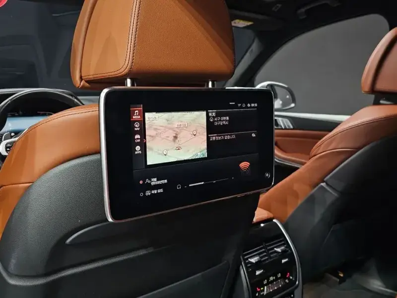 2022 BMW X7 с пробегом 76 069 км