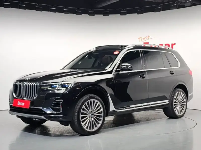 2022 BMW X7 с пробегом 50 908 км