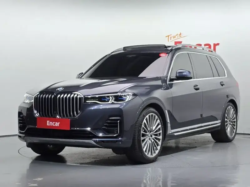 2022 BMW X7 с пробегом 36 982 км