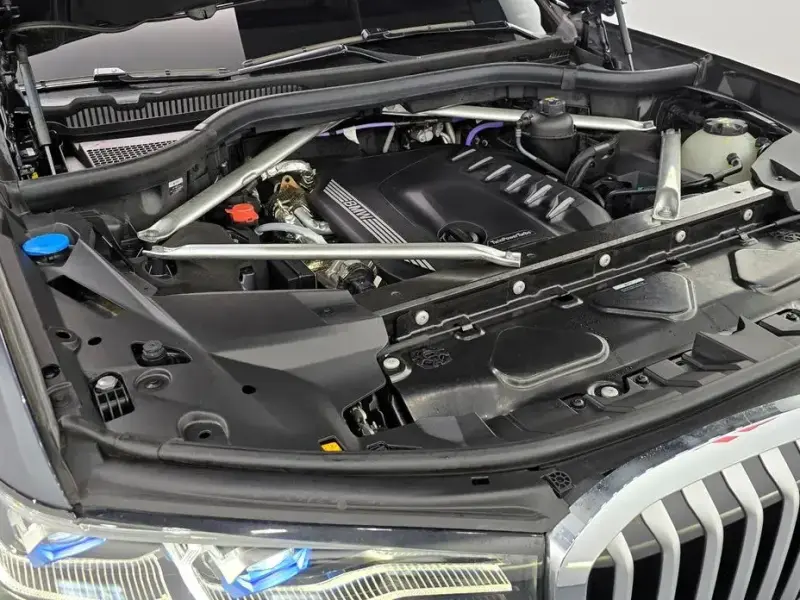2022 BMW X7 с пробегом 36 982 км