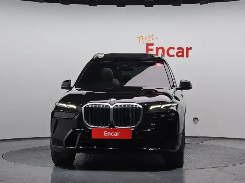 2023 BMW X7 с пробегом 85 688 км