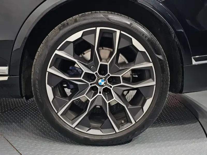 2023 BMW X7 с пробегом 85 688 км