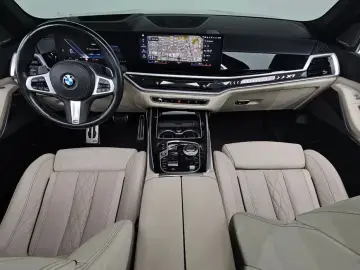 2023 BMW X7 с пробегом 85 688 км