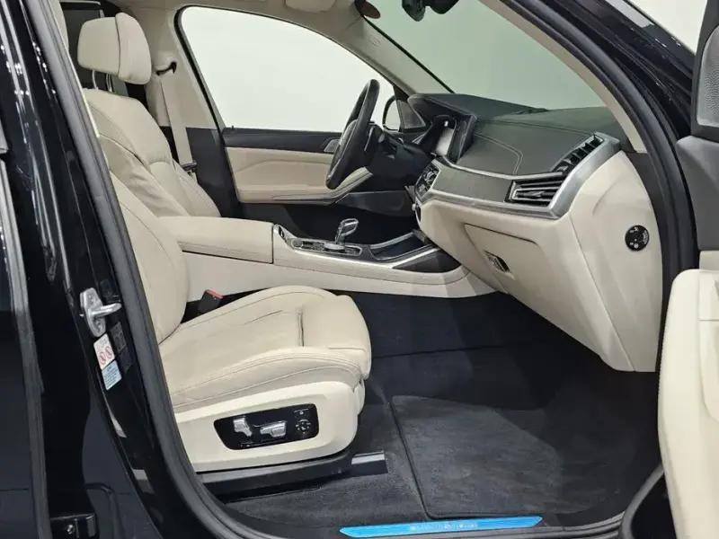 2021 BMW X7 с пробегом 39 147 км