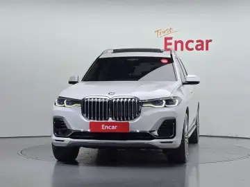 2021 BMW X7 с пробегом 106 473 км