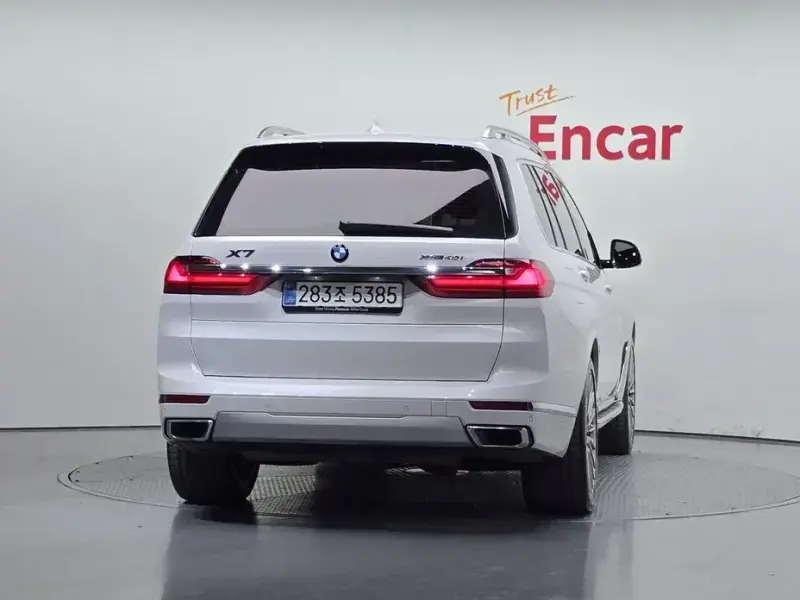2021 BMW X7 с пробегом 106 473 км