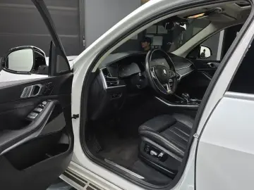 2021 BMW X7 с пробегом 106 473 км