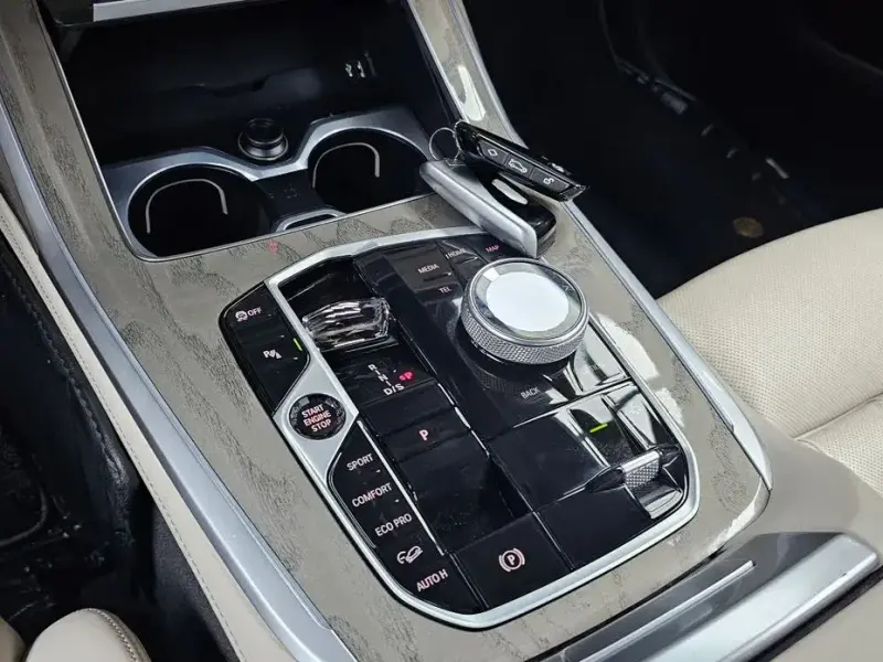 2023 BMW X7 с пробегом 68 591 км