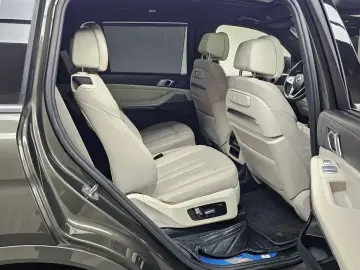 2023 BMW X7 с пробегом 68 591 км