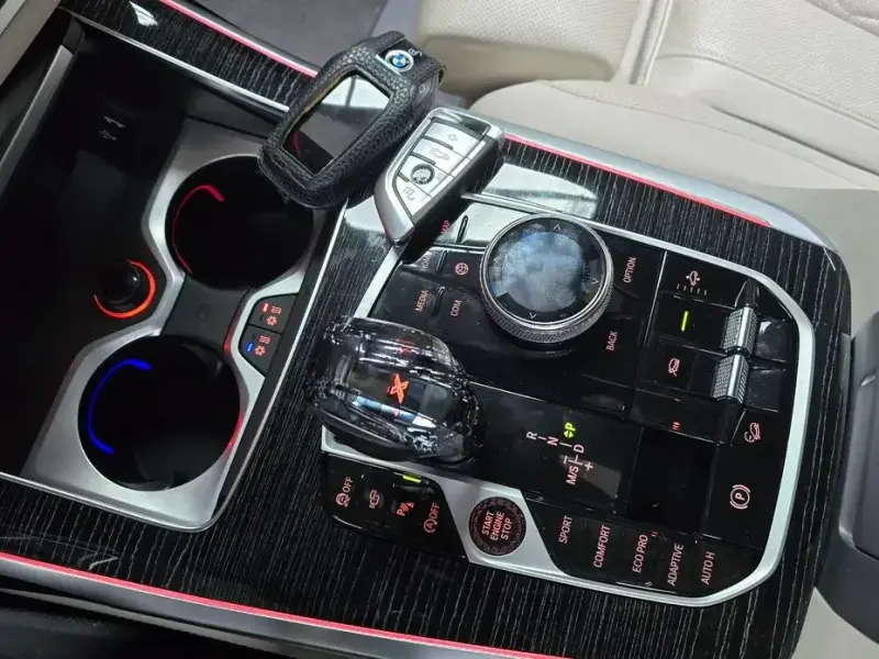 2021 BMW X7 с пробегом 53 048 км