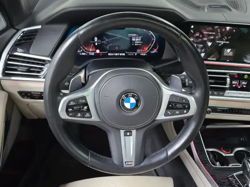 2021 BMW X7 с пробегом 53 048 км