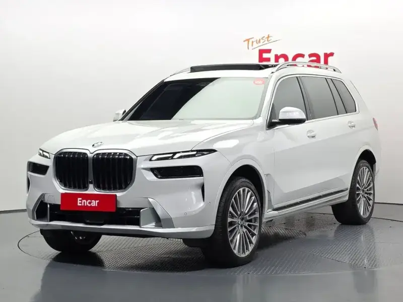 2023 BMW X7 с пробегом 41 024 км
