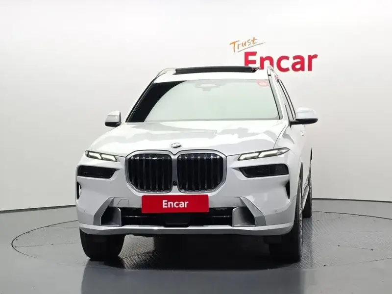 2023 BMW X7 с пробегом 41 024 км