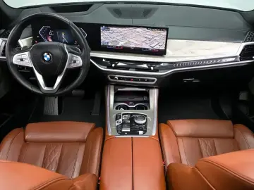 2023 BMW X7 с пробегом 41 024 км