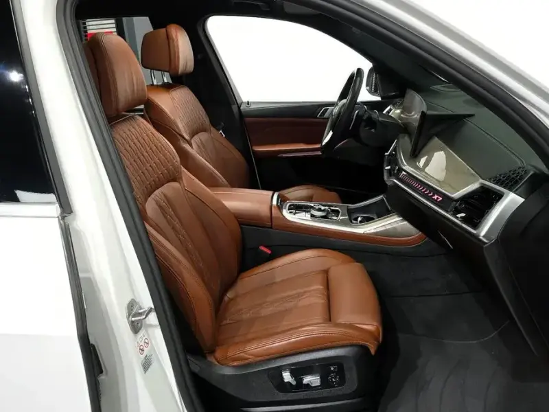 2023 BMW X7 с пробегом 41 024 км