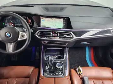 2022 BMW X7 с пробегом 57 206 км