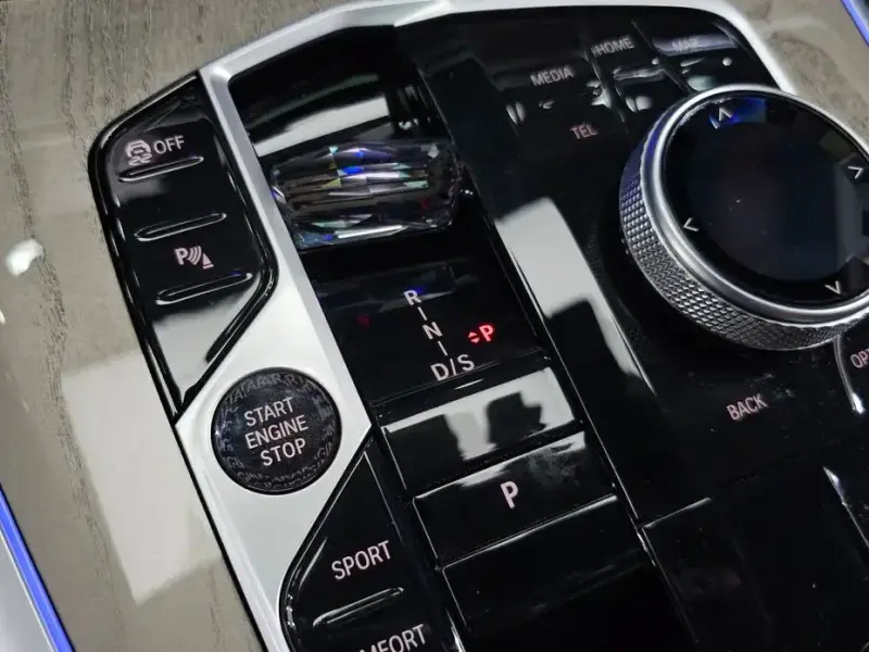 2023 BMW X7 с пробегом 21 191 км