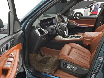 2023 BMW X7 с пробегом 21 191 км